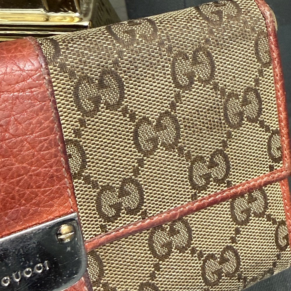 Gucci Beige Monogram Canvas Wallet with Orange Leather Trim - Picture 11 of 14
